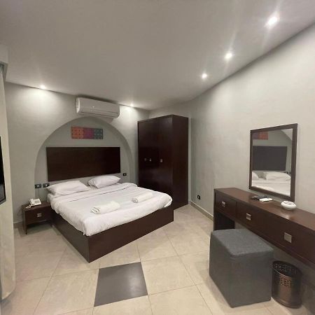 Elgouna Downtown Property ฮูร์กาดา ภายนอก รูปภาพ